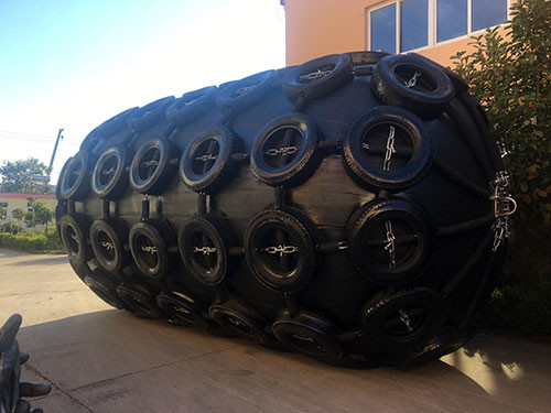 Pneumatic Ship Marine Dock Fenders Aircraft Tyre Rubber Boat Mooring Fenders 80KPa