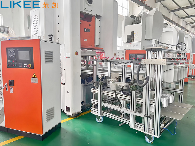 80Ton 4 Cavities Aluminium Foil Making Machine With 12000pcs/h Working Capacity