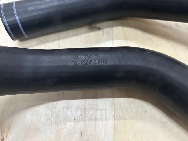 Radiator Pipe DZ9X259535016 SHACMAN Truck Parts Shacman X6000