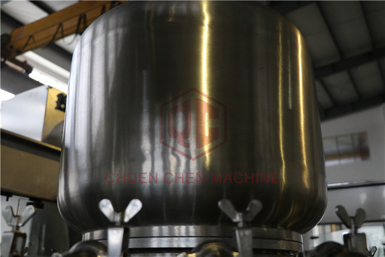3 In 1 Glass Bottle Soda Filling Machine / Automatic Bottle Filling Equipment