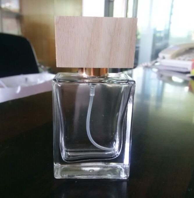Wooden Stopper Made Out of Natural Solid Wood and Cork