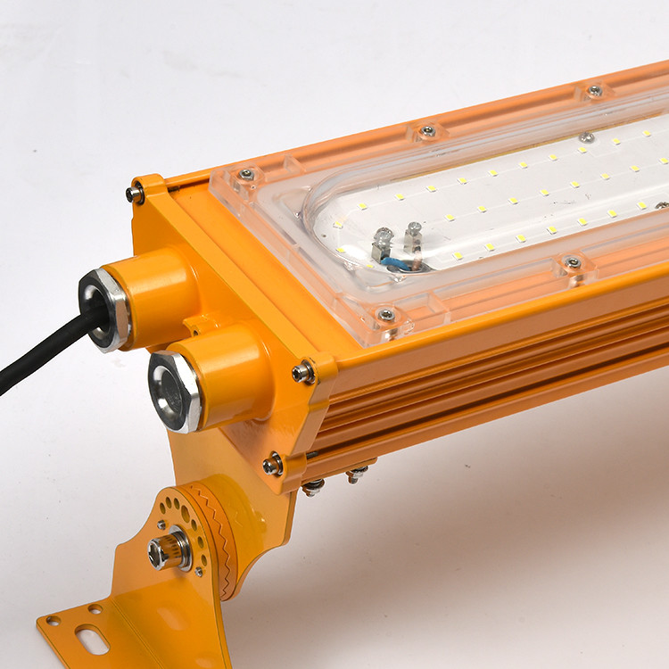 Explosion Proof Linear Light Industrial IP66 50w 100w 200w ATEX Rated Lights