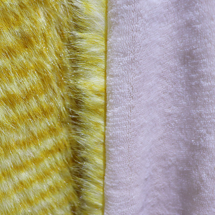 Soft Coral Fleece Faux Fur Throw Blanket 100 Percent Polyester Blanket