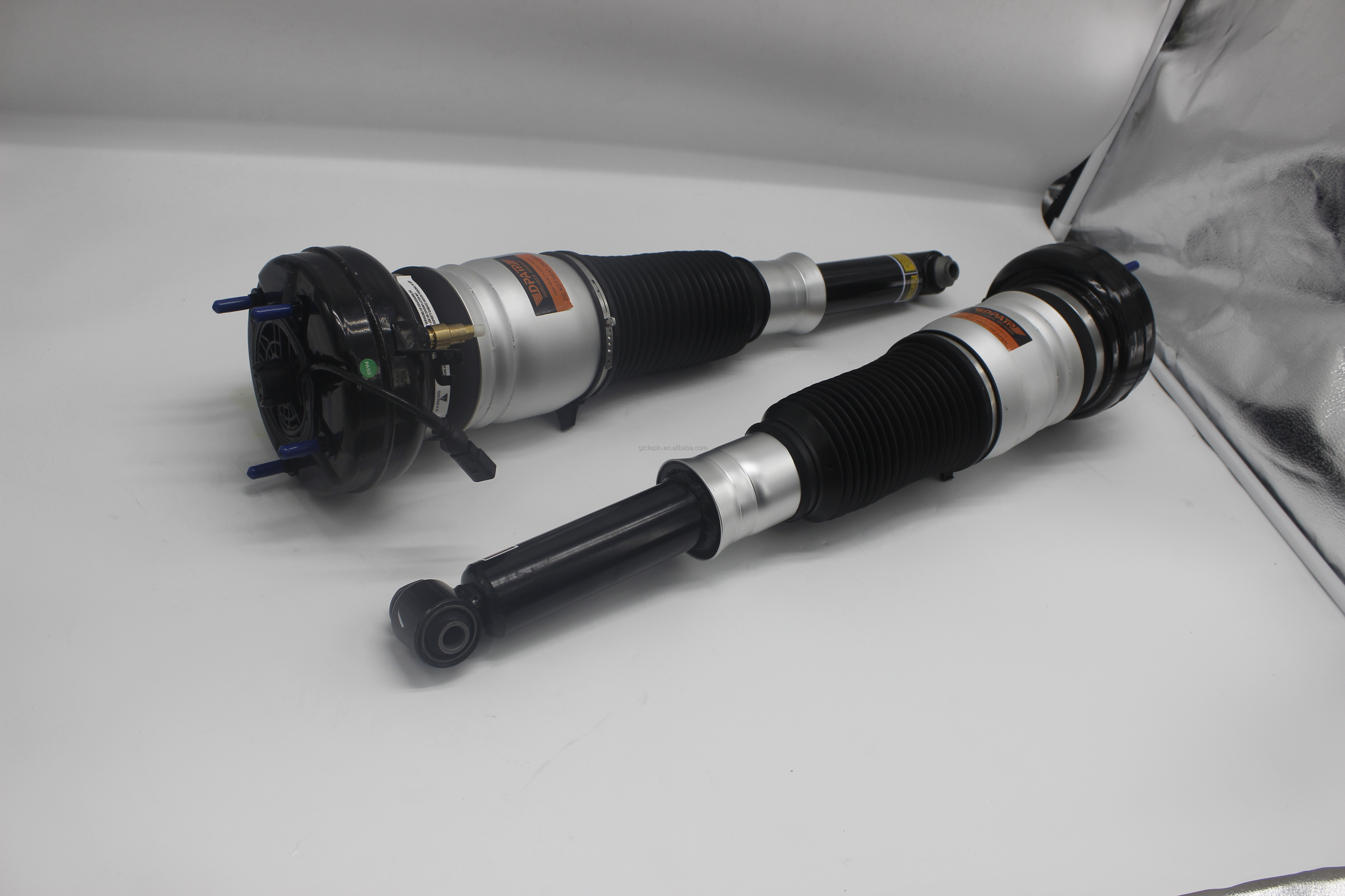 Left Rear airmatic air shock absorber strut 4H0616001 4H0616002 for Audi A8 D4 4H