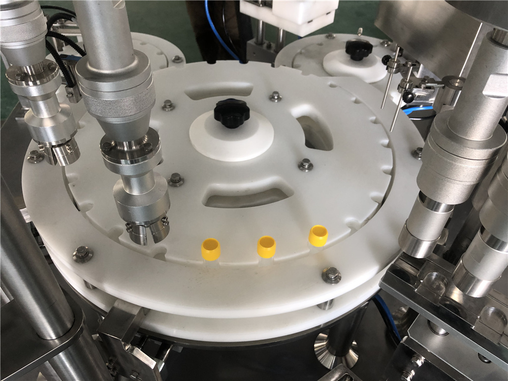 Stainless Steel 5ml Test Tube Aseptic Filling Machine Peristaltic Pump