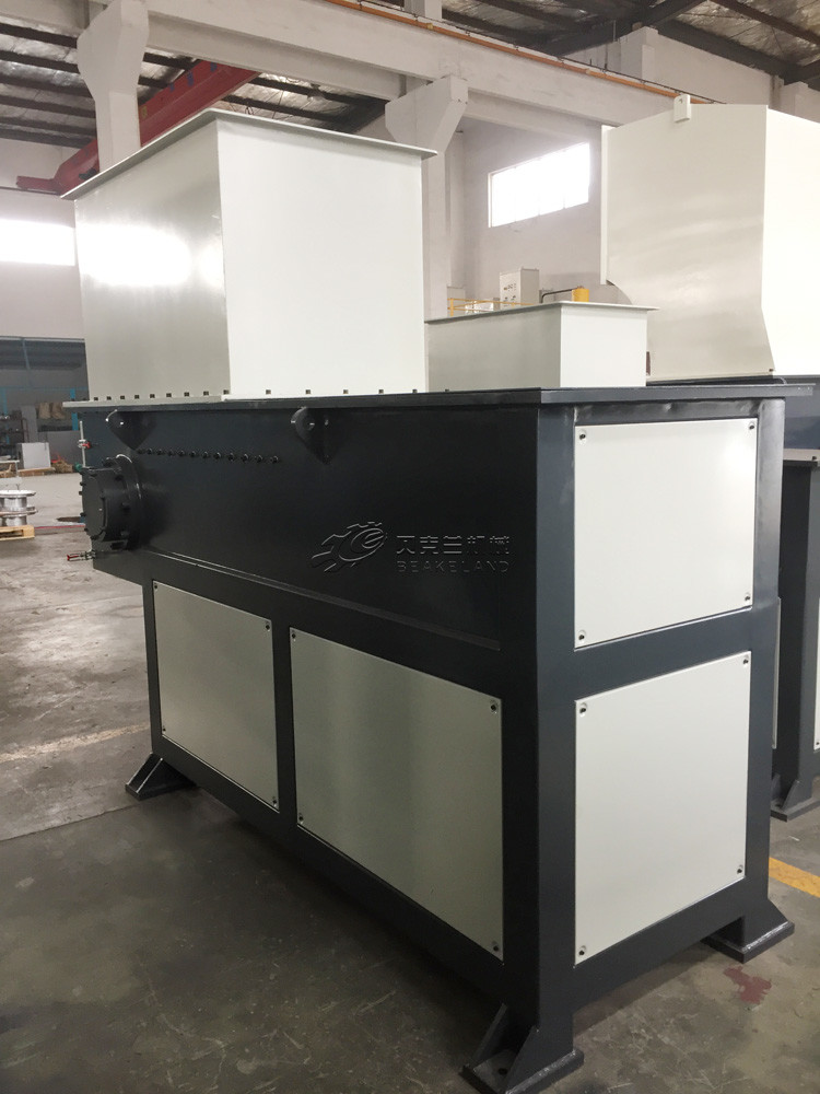 Plastic Lumps Blocks 30kw Single Shaft Shredder Machine Recycling 100mm