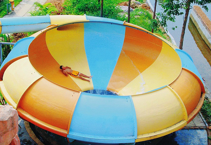 Kids Colored Commercial Water Slides With Galvanized Carbon Steel Frame