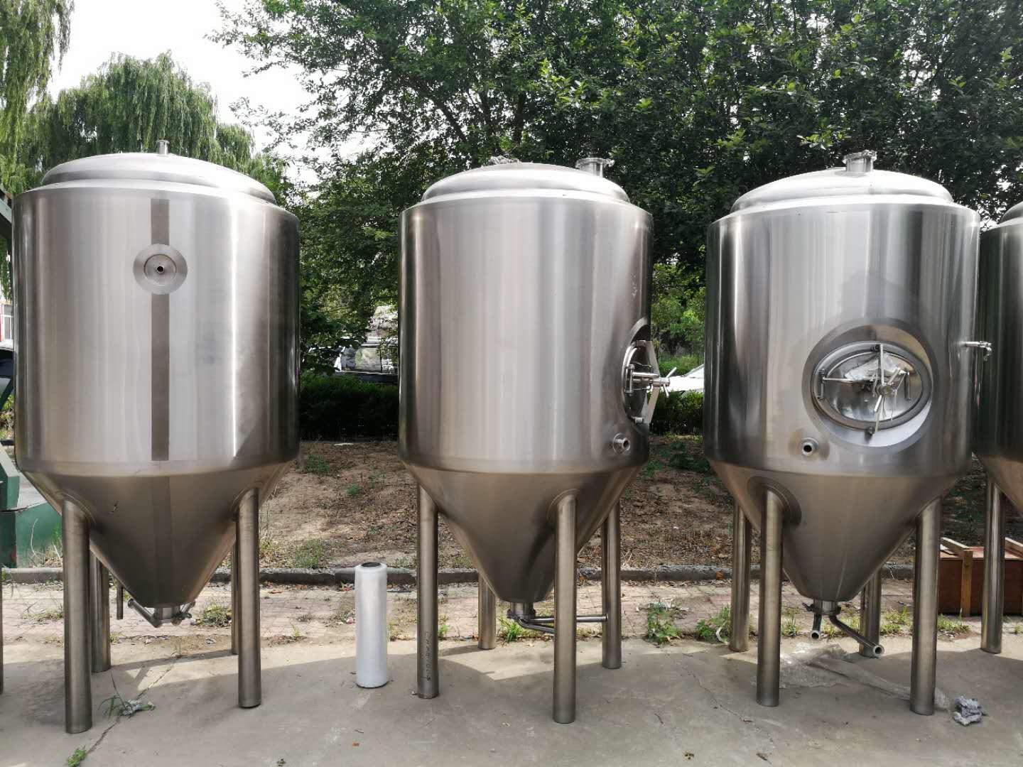 1000L 2000L Commercial Beer Brewing Equipment Beer Brewery Machine Stainless Tank