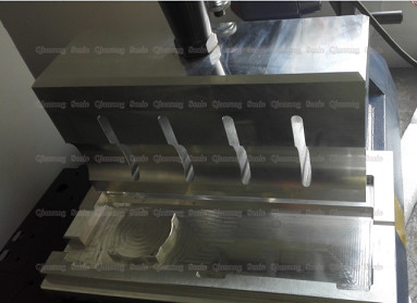 2000w Ultrasonic Plastic Welding Machine , Standard Ultrasonic Pvc Welding Machine With Aluminum Horn 20Khz