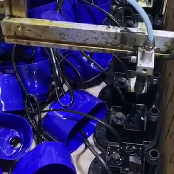 Epoxy Glue Potting Machine 220V Epoxy Mixing And Dispensing Machine For Water Pump