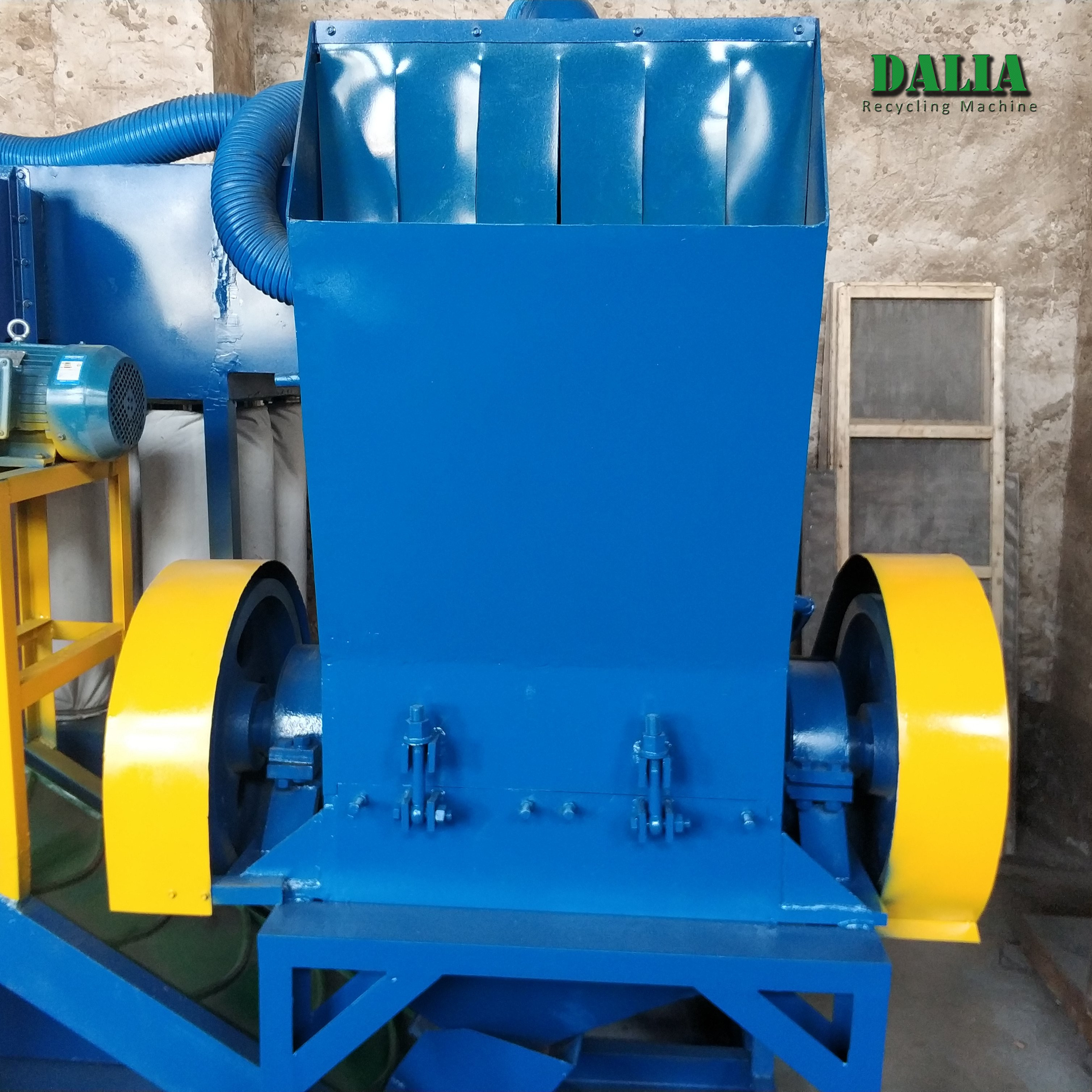 Heavy Duty Copper Granulator Machine Cable Shredder 500KG/H Capacity Easy Operation
