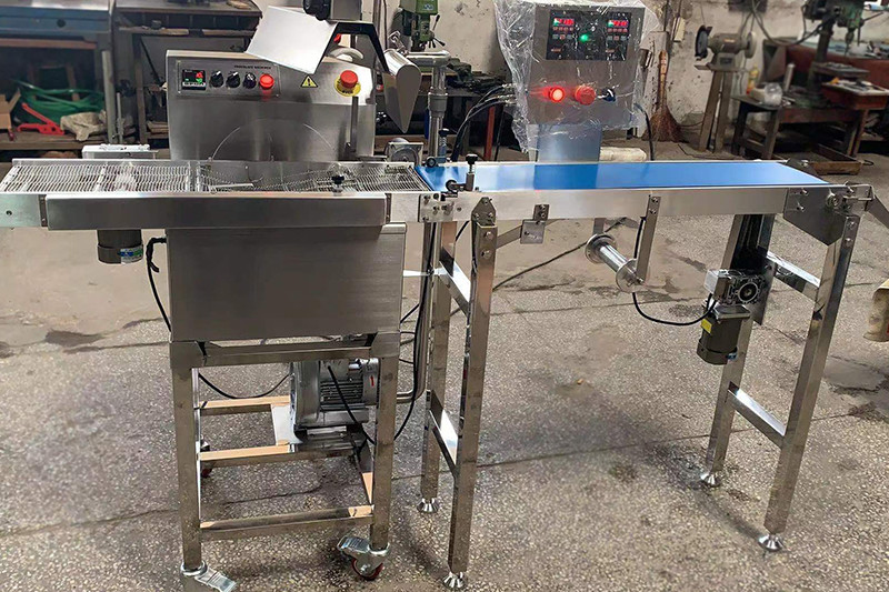 500kg/H Bean To Bar Chocolate Machine Grinding Cocoa Chocolate Processing Machinery