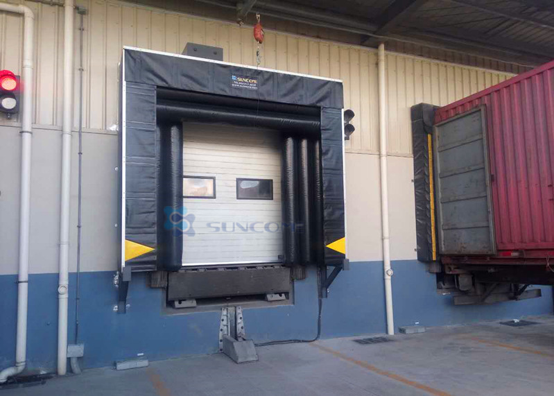 High Efficiency Loading Dock Seals Vehicle Restraint For Outside