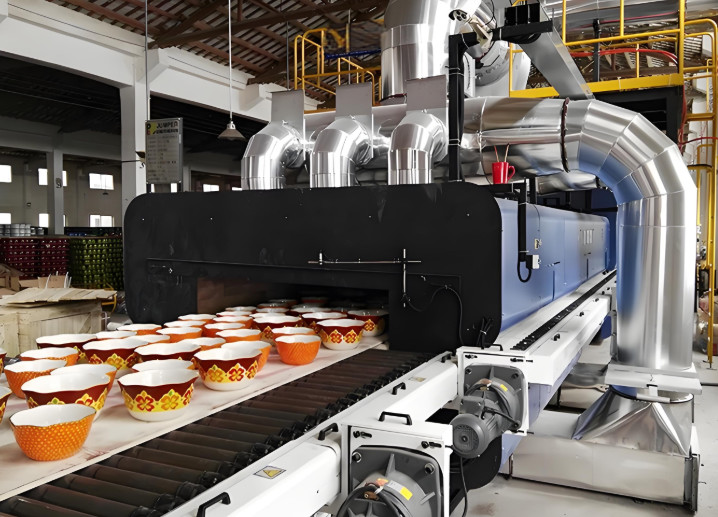 Customized Firing Ceramic Roller Kiln with Full-automatic Control Mode and Natural Gas Heating Fuel