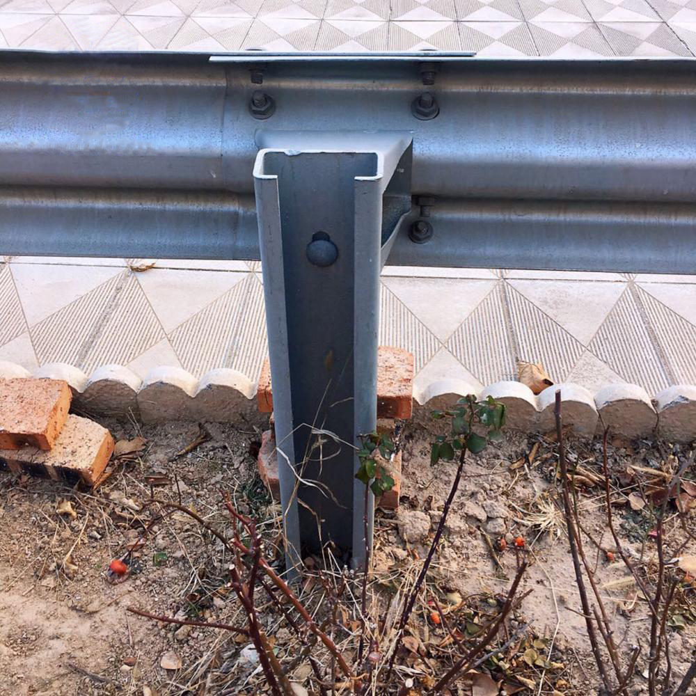 Customized Corrugated Steel Beam Guardrail Fence U Block Spacer