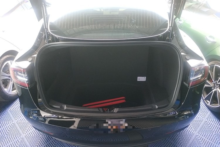 Chinese New Energy Vehicle High Speed 4 Wheel Electric Car New Car