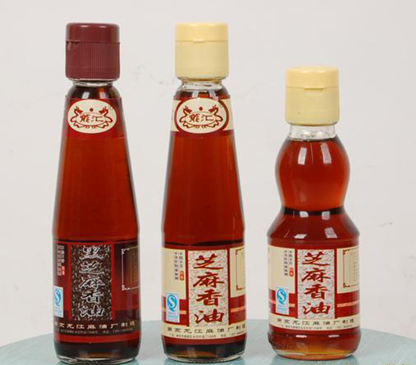 10 Nozzle Edible Oil Filling Machine PLC Controlled Piston Filling Machine