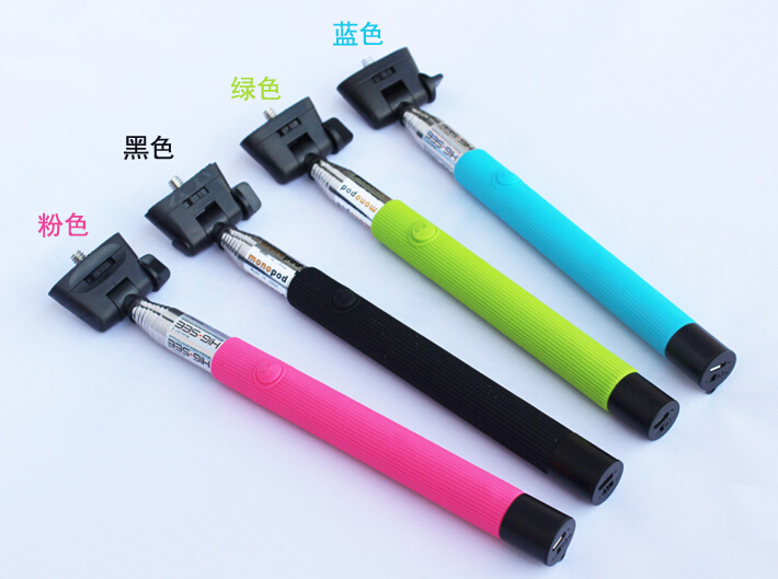 Bluetooth selfie monopad for Android and iOS phones