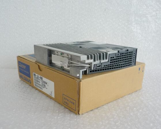 MR-J3-40B Mitsubishi Servo Driver MR-J3 Series Servo Driver Servo Motor Original adn New