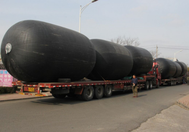 Yokohama Sling Fender Ship To Ship ISO 17357 Marine Rubber Fenders