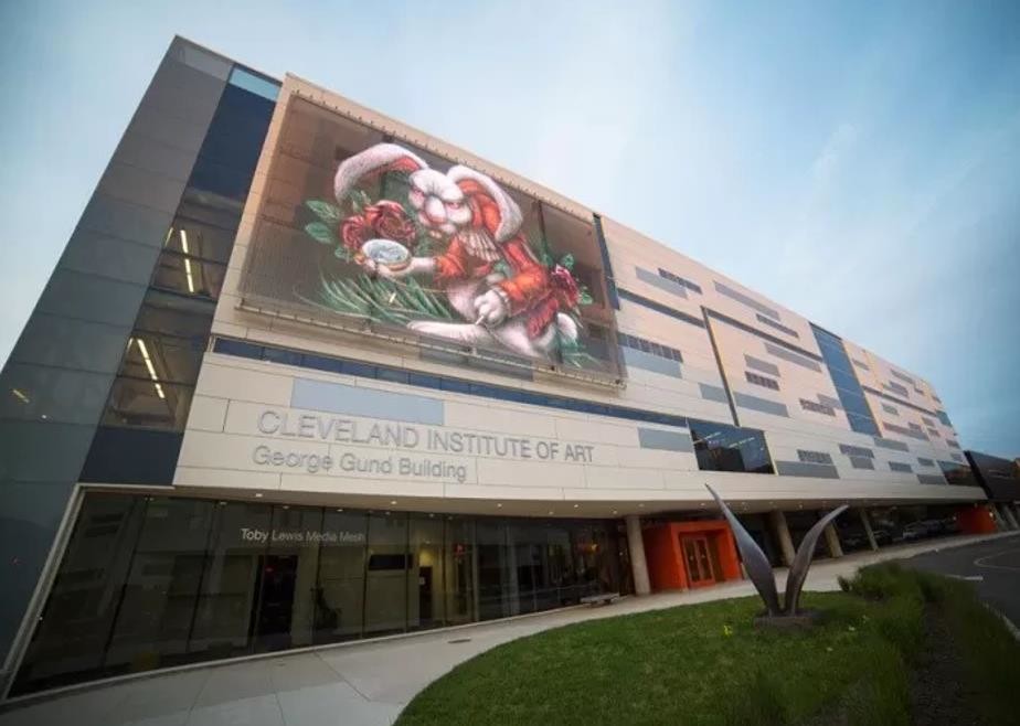DIP346 P15.625mm Transparent LED Display Led Video Curtain For Building Surface Wall