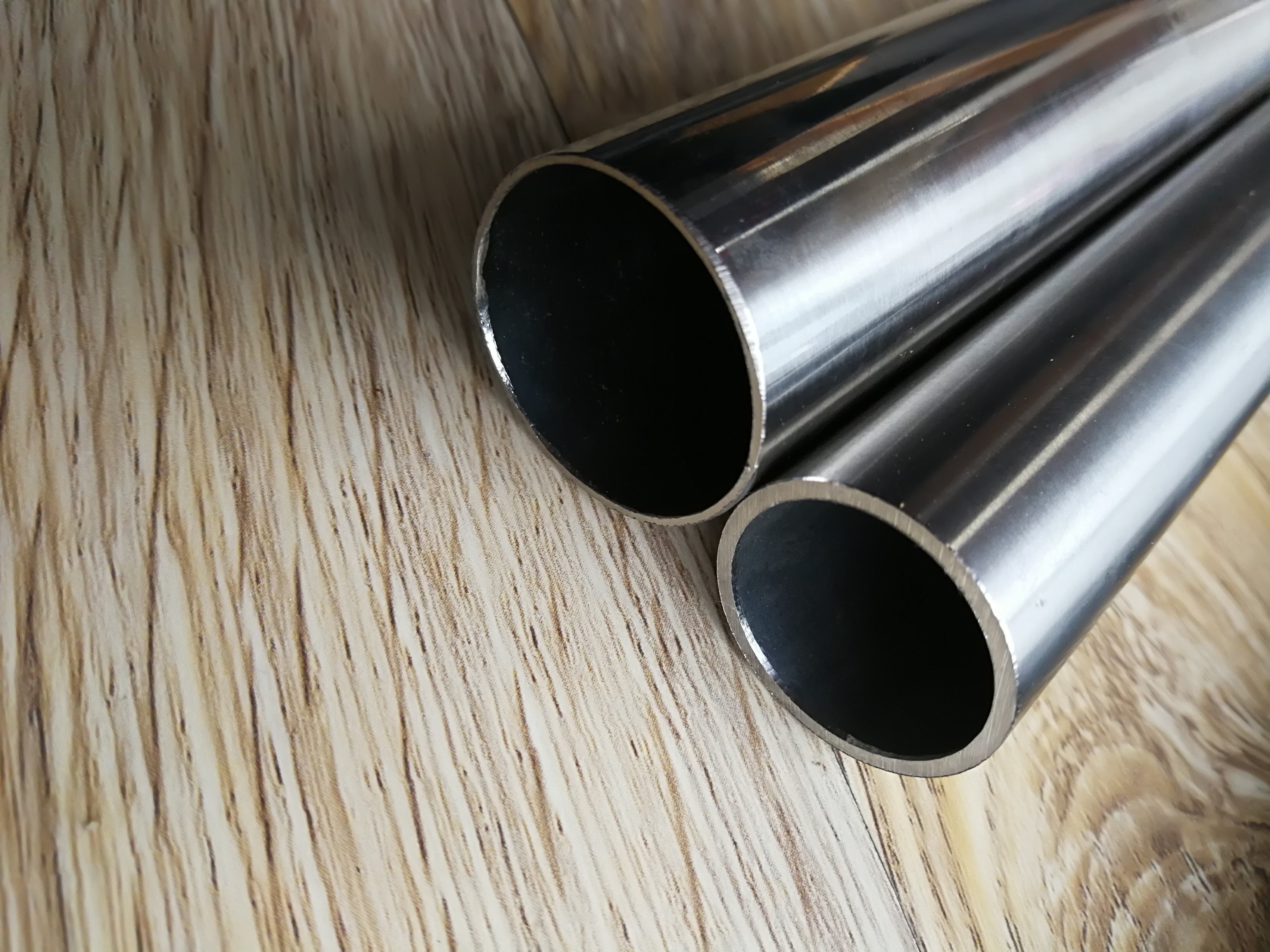 WT1.5mm ASTM B407 Nickel Alloy Tube For Heat Exchanger