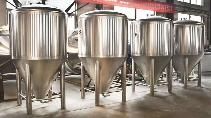 PU Insulation 3.3m SUS 304 2500L Beer Fermenter Tanks