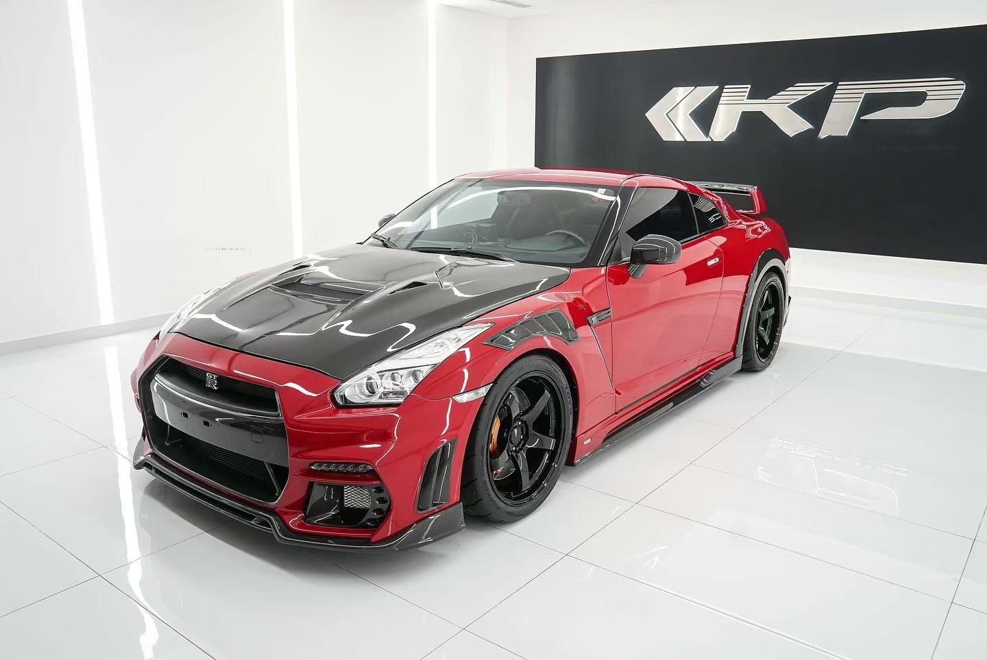 GTR R35 Nissan Body Kit Carbon Fiber KP Style Bumper Spoiler Front Widebody Kit