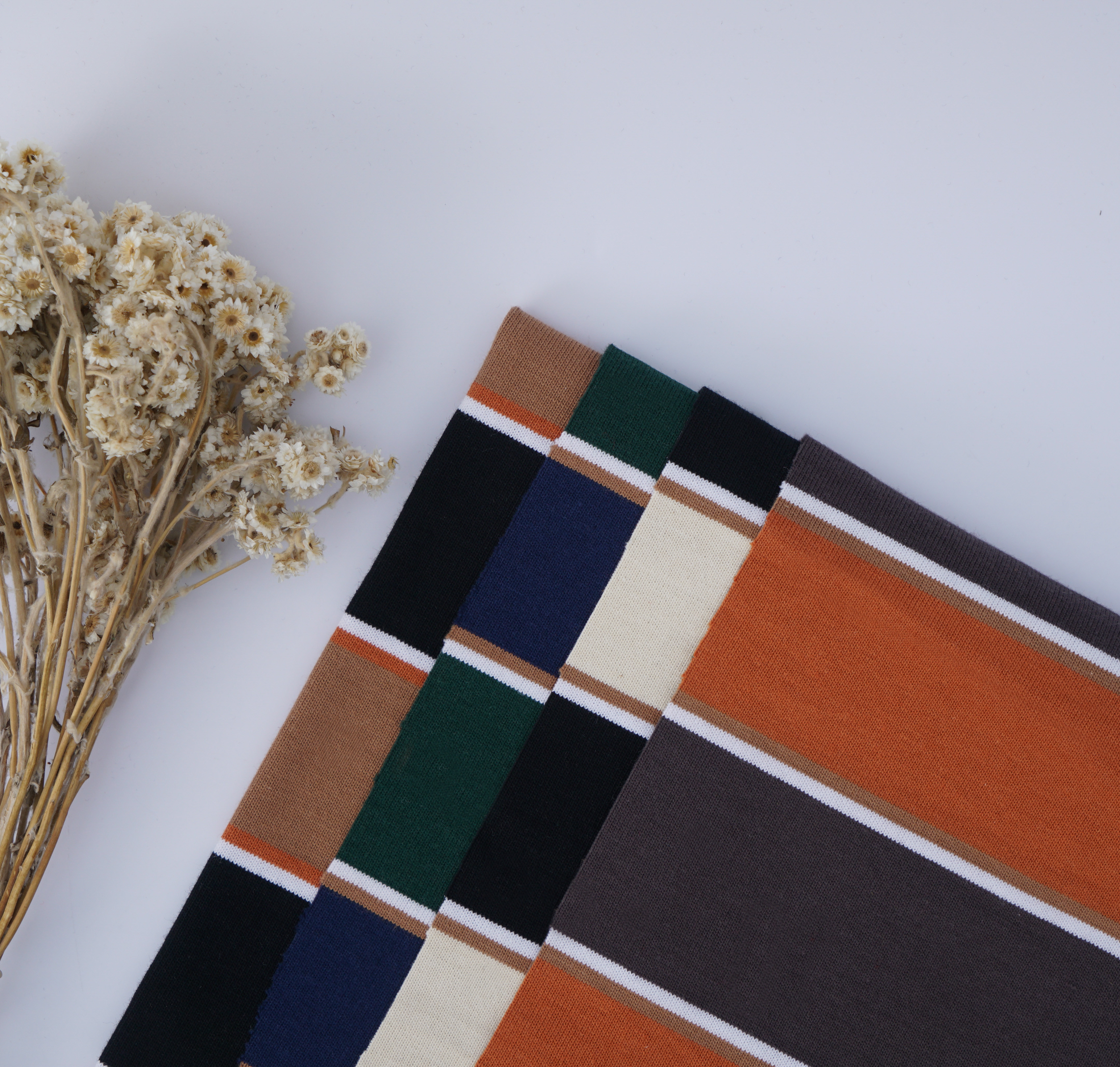 Smooth Comfortable Elasticity Skin-Friendly Striped Material Fabric 165cm Width