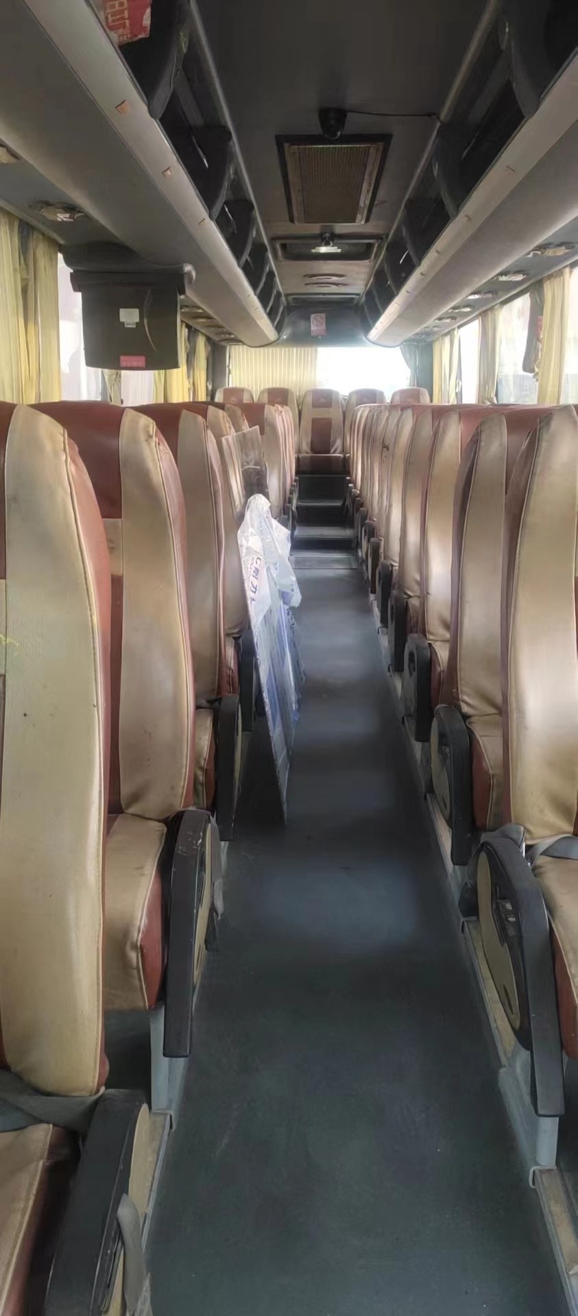 ZK6129 Yutong Bus Urban Public Transportation Bus 53seats Two Doors Cummins Engine Coach With Toilet