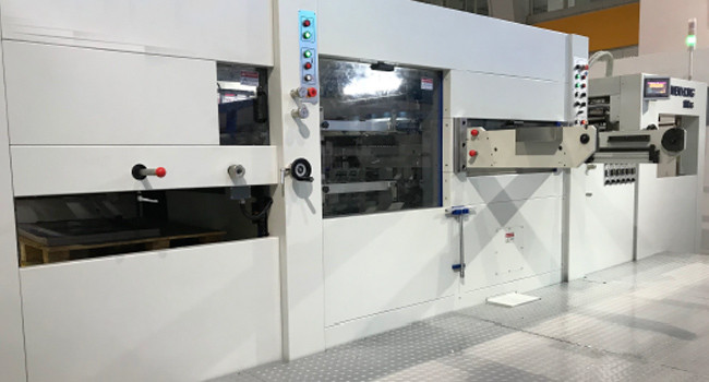 Carton Box Automatic Die Cutting Machine Feeder Feeding With Stripping