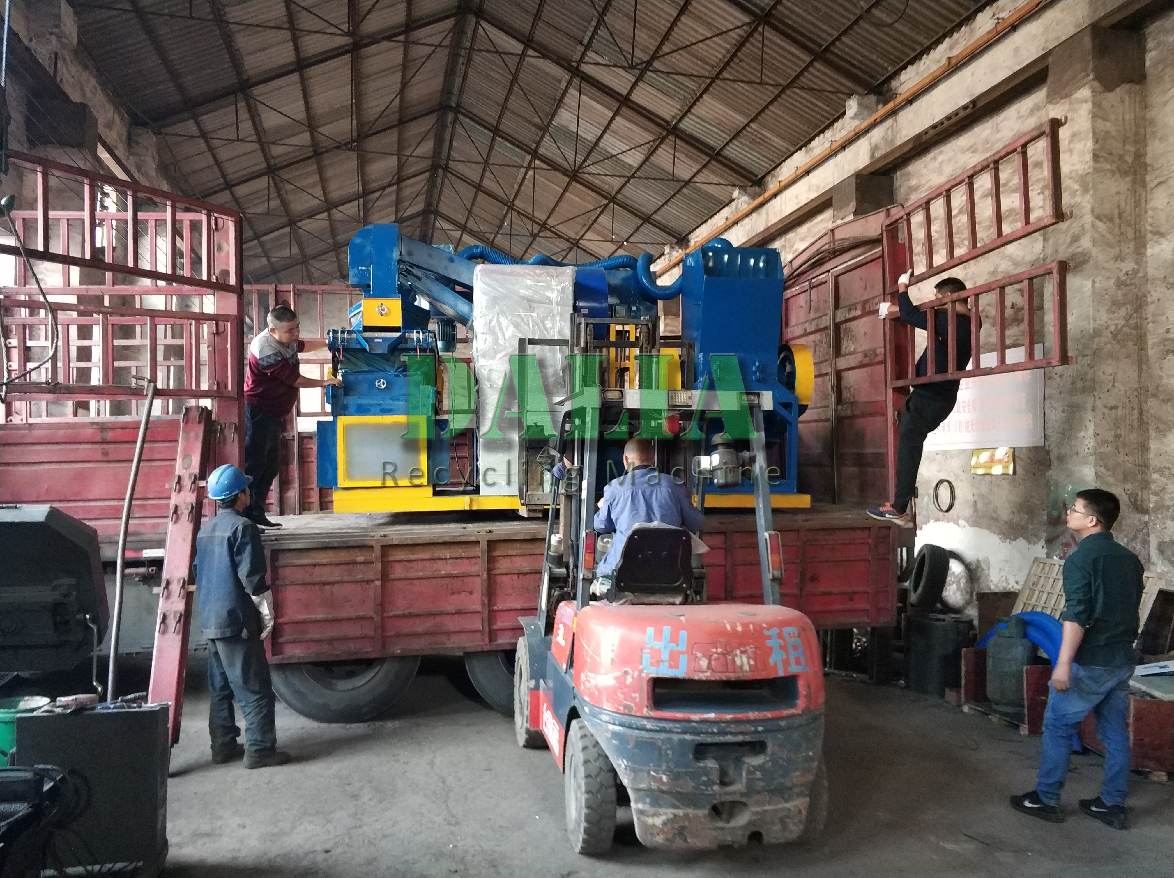 Compact Copper Wire Granulator Separator , Copper Cable Recycling Granulator DLW-800
