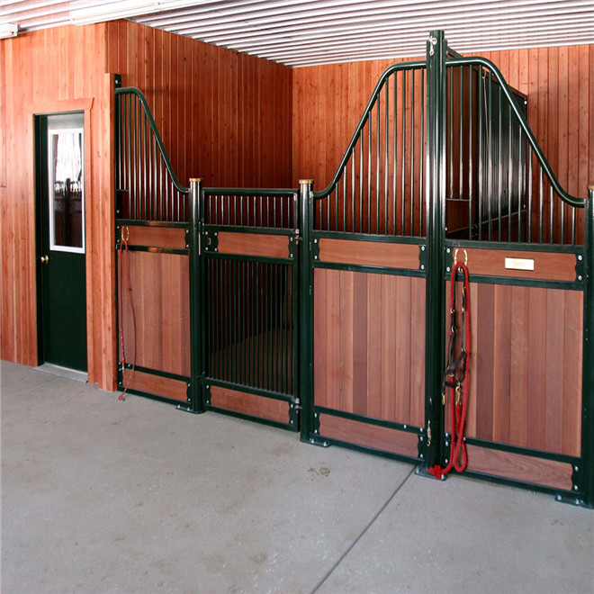 Safety Galvanized Stable Horse Yard Panels Inside And Out With Bamboo Board