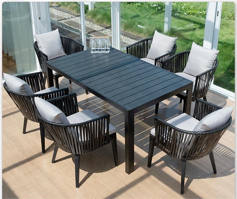 Customized Balcony Table And Chair Washable Rattan Garden Table And Chairs