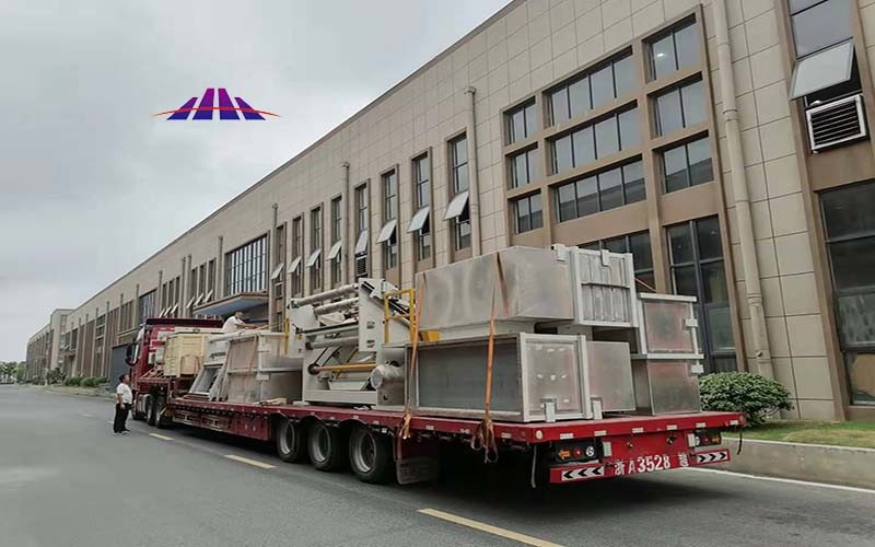 High Capacity S SS SSS SMS Non Woven Fabric Making Machine Customized