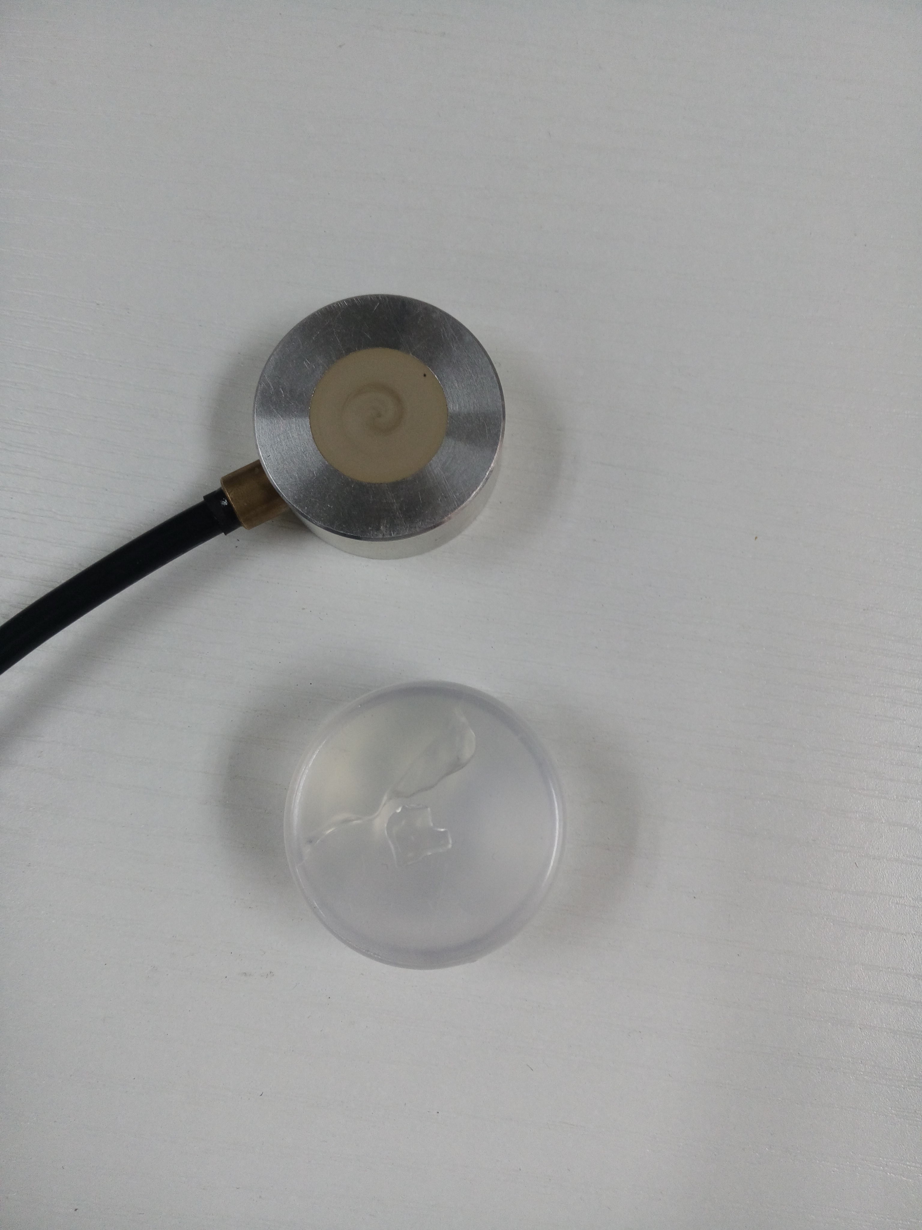 Mixer Truck GPS Tracker With Fuel Sensor Used To Fix The Probe