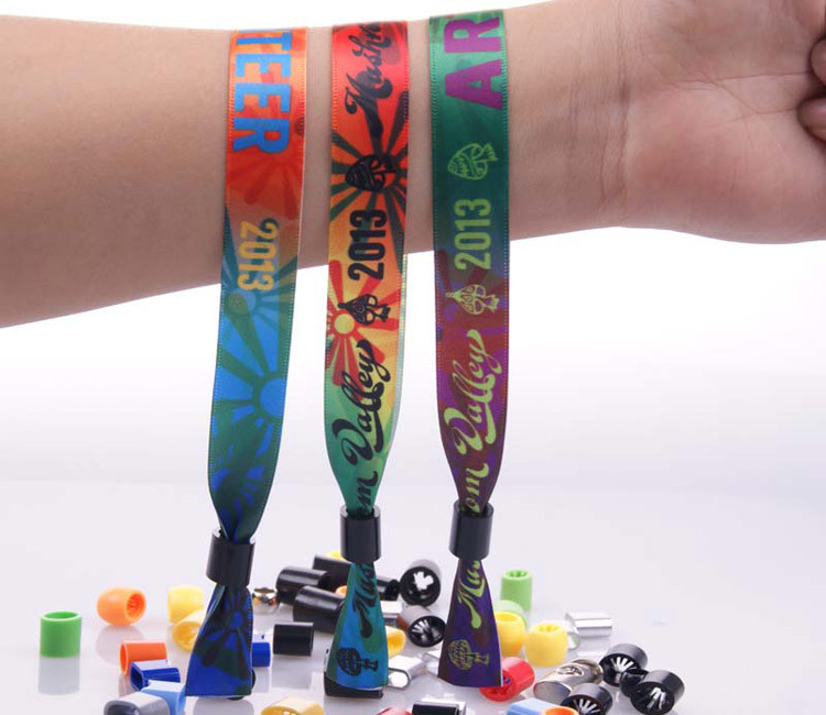 Adult 15*350mm Custom Fabric Wristbands , Custom Event Wristbands for Kids 15*300mm