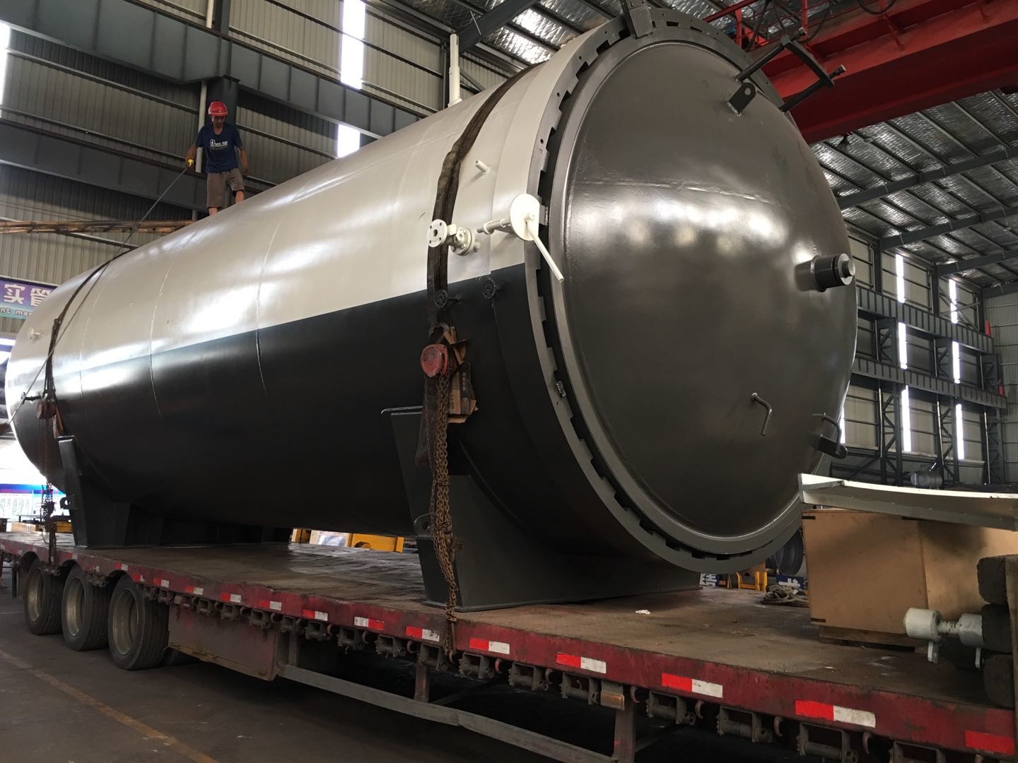 Glass Laminating Autoclave With Electrial Hydraulic Pressure Opening Door For Laminated Glass