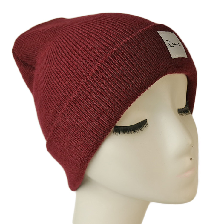 Popular high quality customized logo and color blank winter knitted hats caps