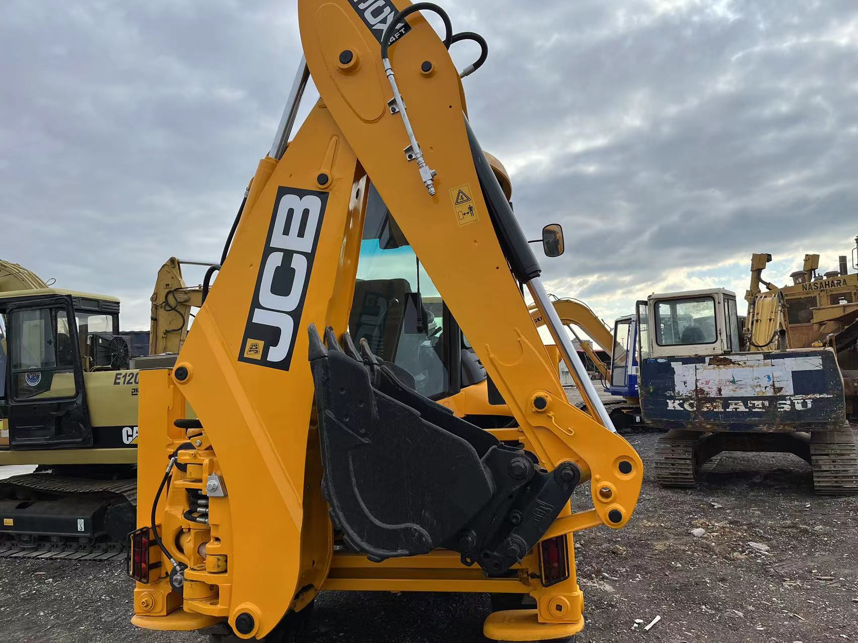 Used JCB 4CX 3CX Small Excavator 1.3m³ Bucket Backhoe Loader 7800kg