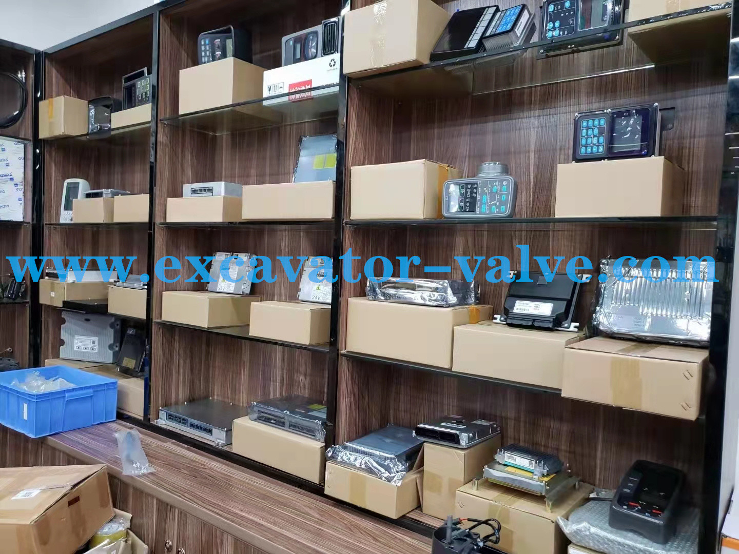 Excavator Engine Stop Solenoid Valve 600-815-6650 600-815-6660 For KOMATSU WA09- 246