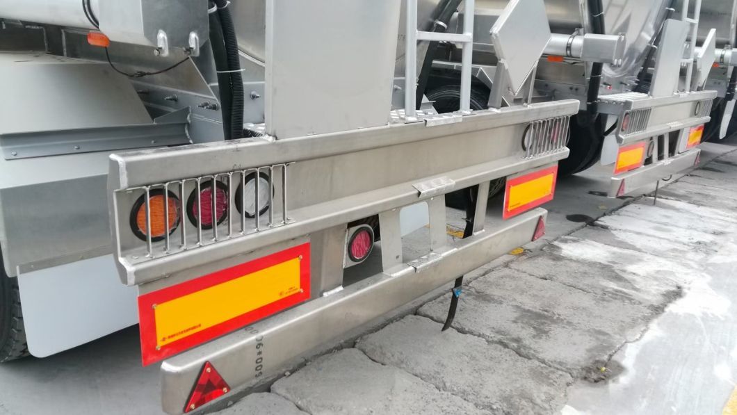 Oil/Fuel/Diesel/Gasoline/Crude Transport 3 Axle 30000L/40000L/50000L Tank/Tanker Truck Semi Trailer