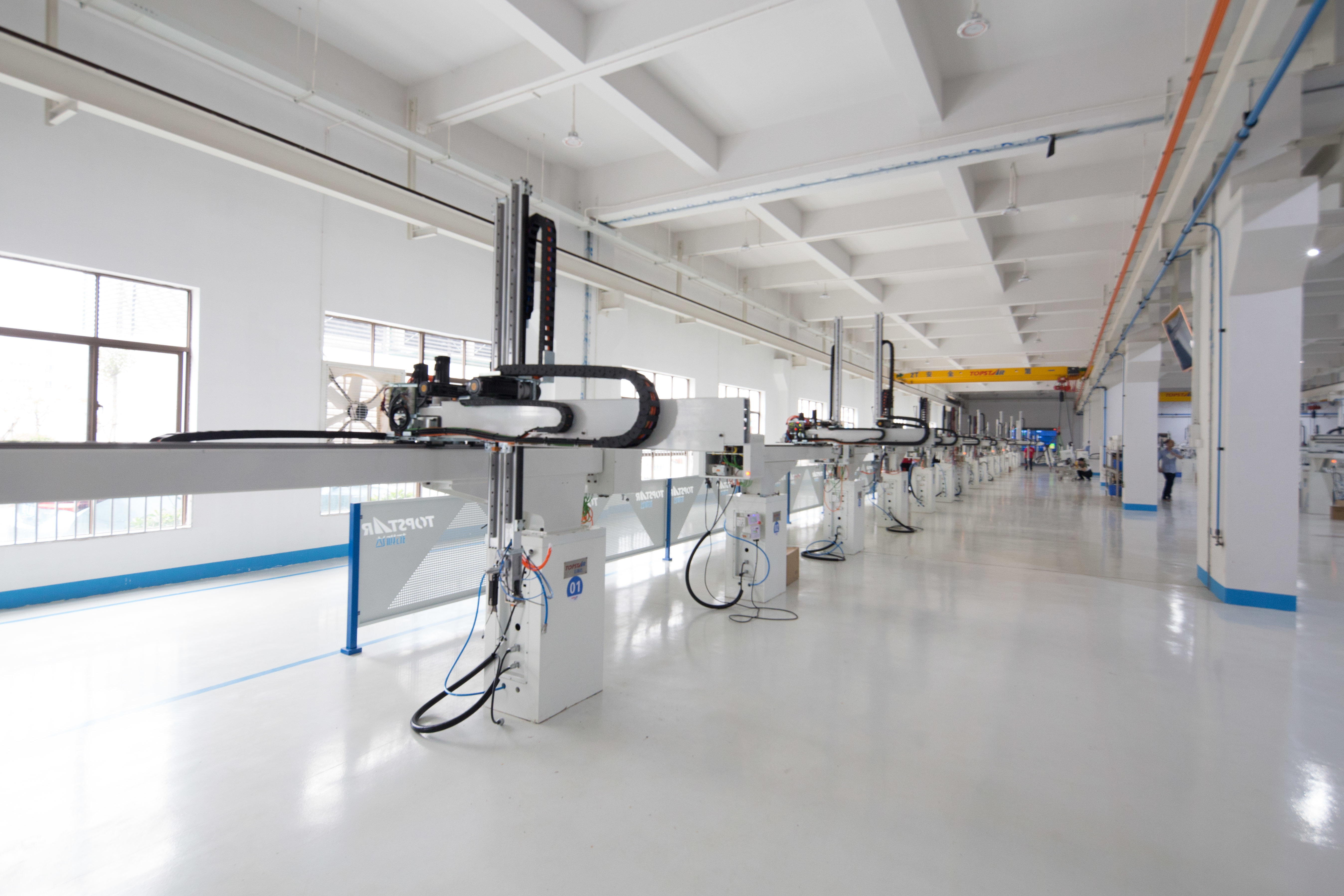 High Speed Take Out Robot For Inejction Molding 1 . 6Kg Pendant 50 / 60HZ