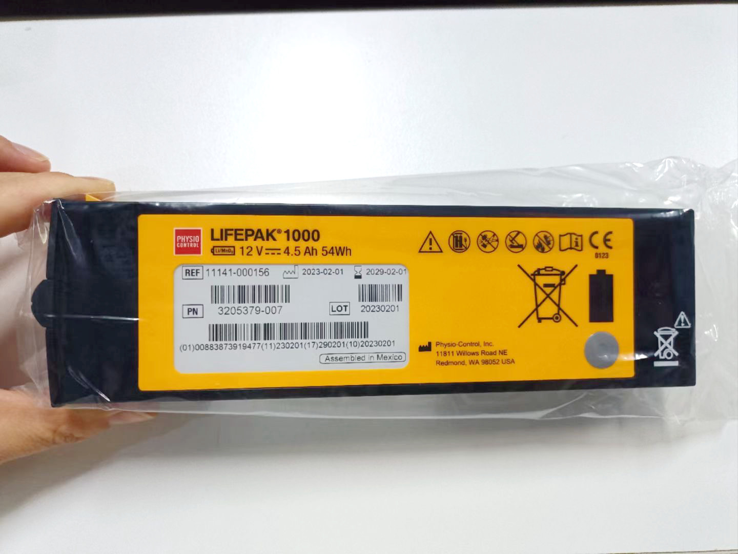 REF:1141-000156 Medical Equipment Batteries Medtronic LIFEPAK 1000 Defibrillator Battery 12V 4.5Ah 54Wh