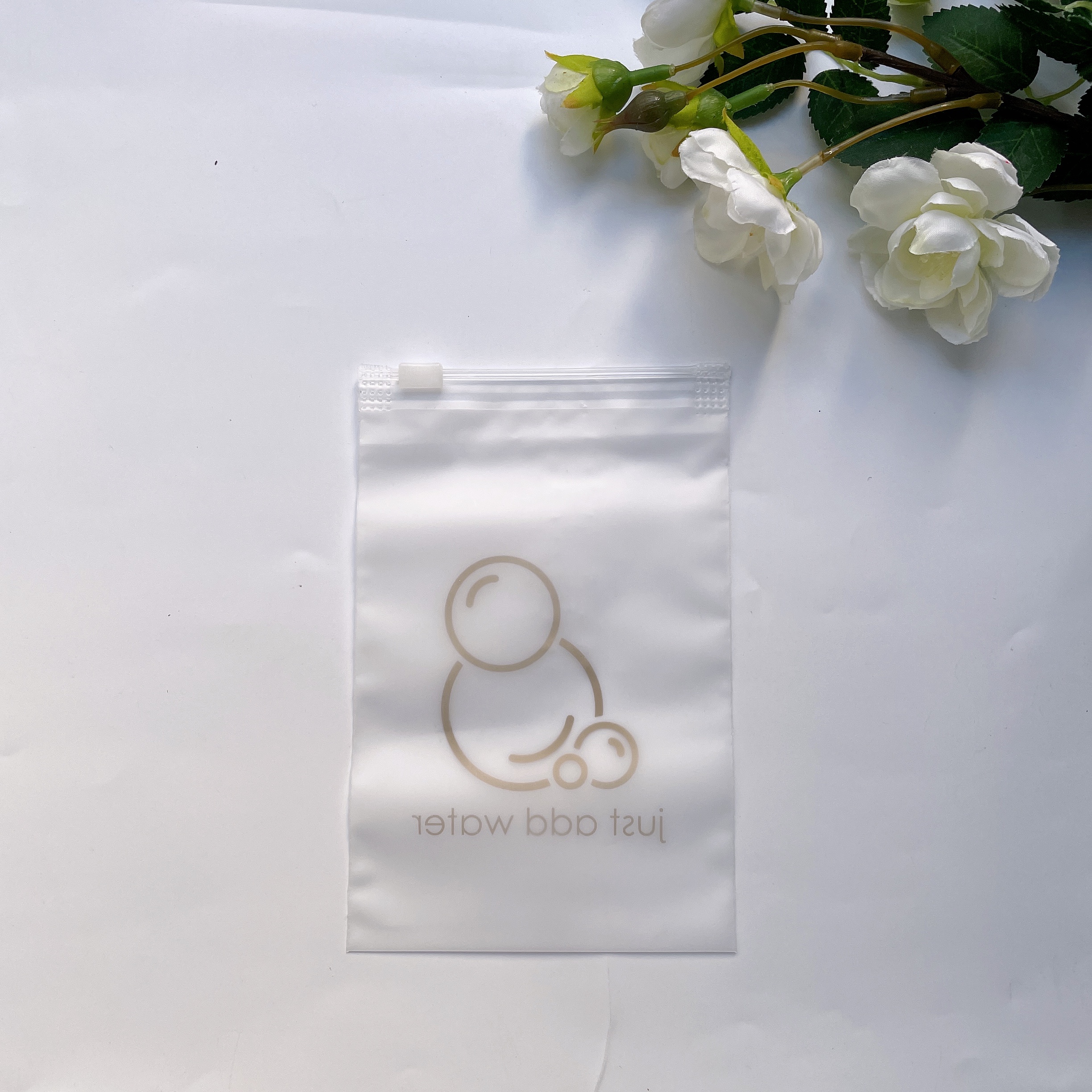 Custom Matte Print Pe Zipper Lock Poly Zipper Lock Frosted Plastic Packaging Bag For Clothes And Shoes