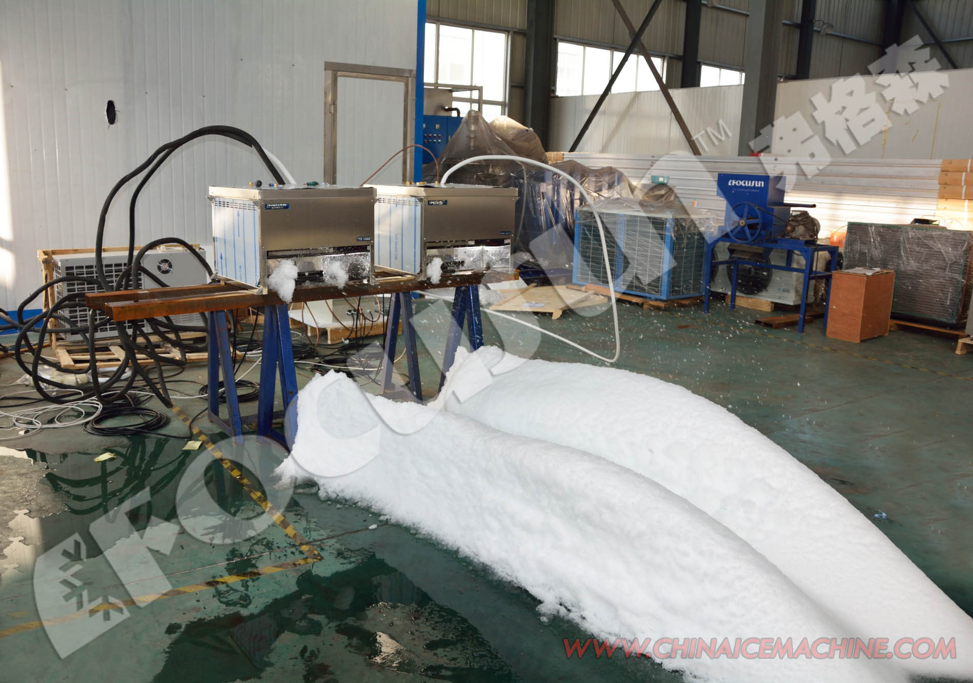 Commercial 600kg Snow Effect Machine for Parties Ice Shape Snow Party Essential