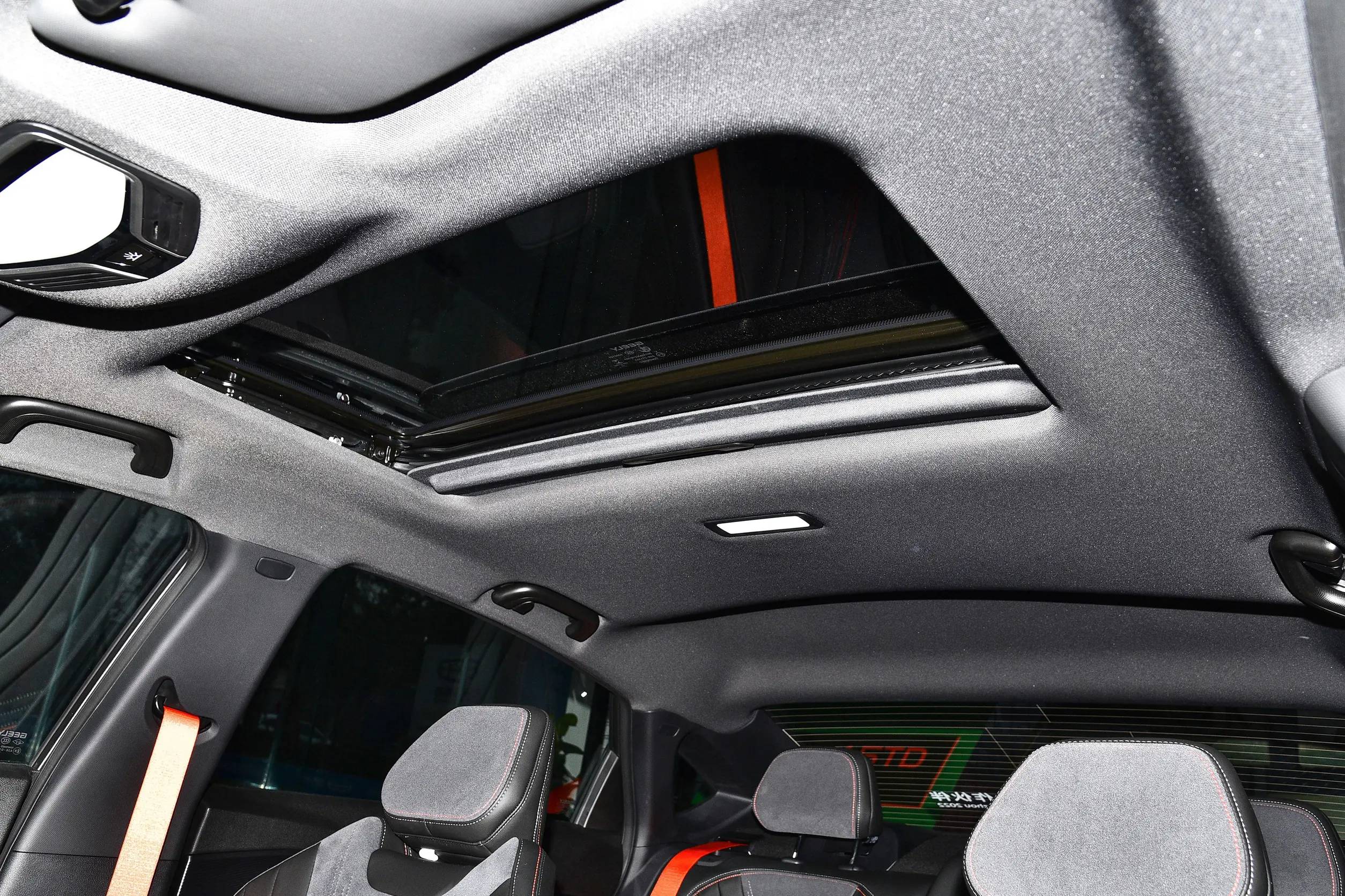 Geely BinRui 1.5 T Left Hand Drive Touch Screen Yes Maximum Power Ps 100-150Ps Touch Screen and at an Affordable