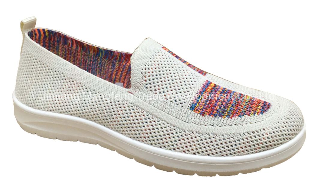 New Style Women′s Injection Shoes Fashion Shoes Flyknit Shoes Suede Leather Sneaker Sport Shoes Walking Jogging Running Shoes Casual Shoes
