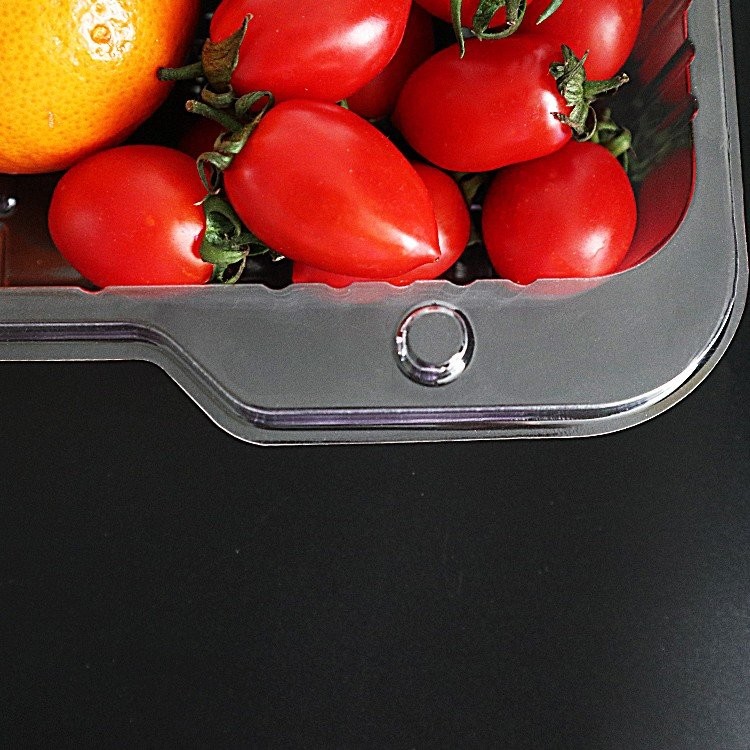 Wholesale Thermoforming Clamshell Plastic Fruit Pet Strawberry Tomato Punnet Clear Disposable Fruit Vegetable Salad Container No Hole