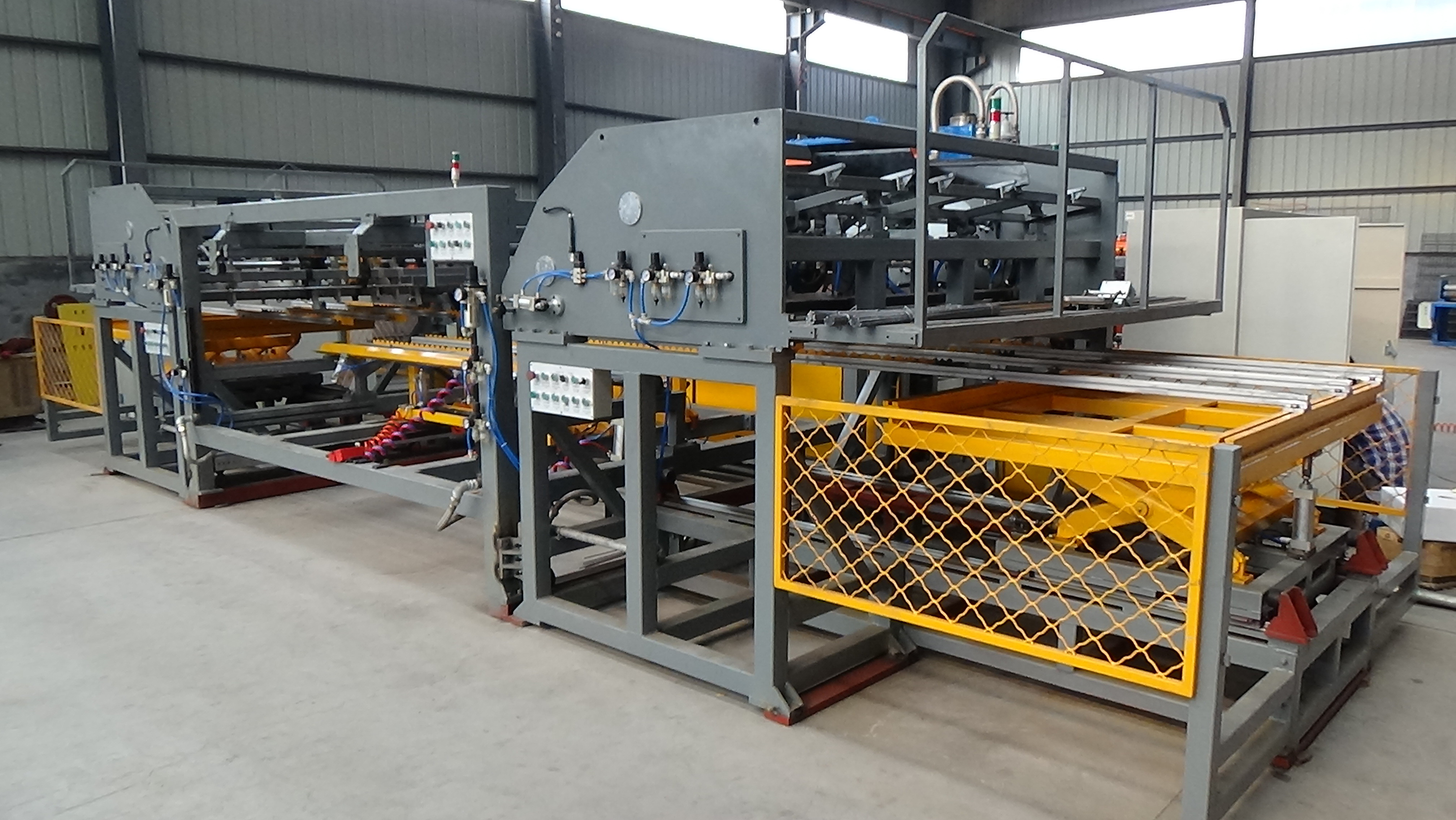 Fully Automatic 6-12mm Pre Cut Wire Plc Reinforcing Mesh Welding Machine